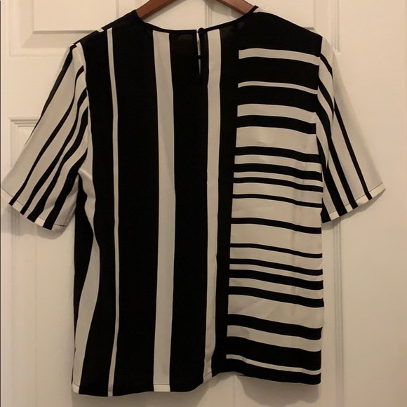 BCBG Maxazria top - Picture 4 of 5